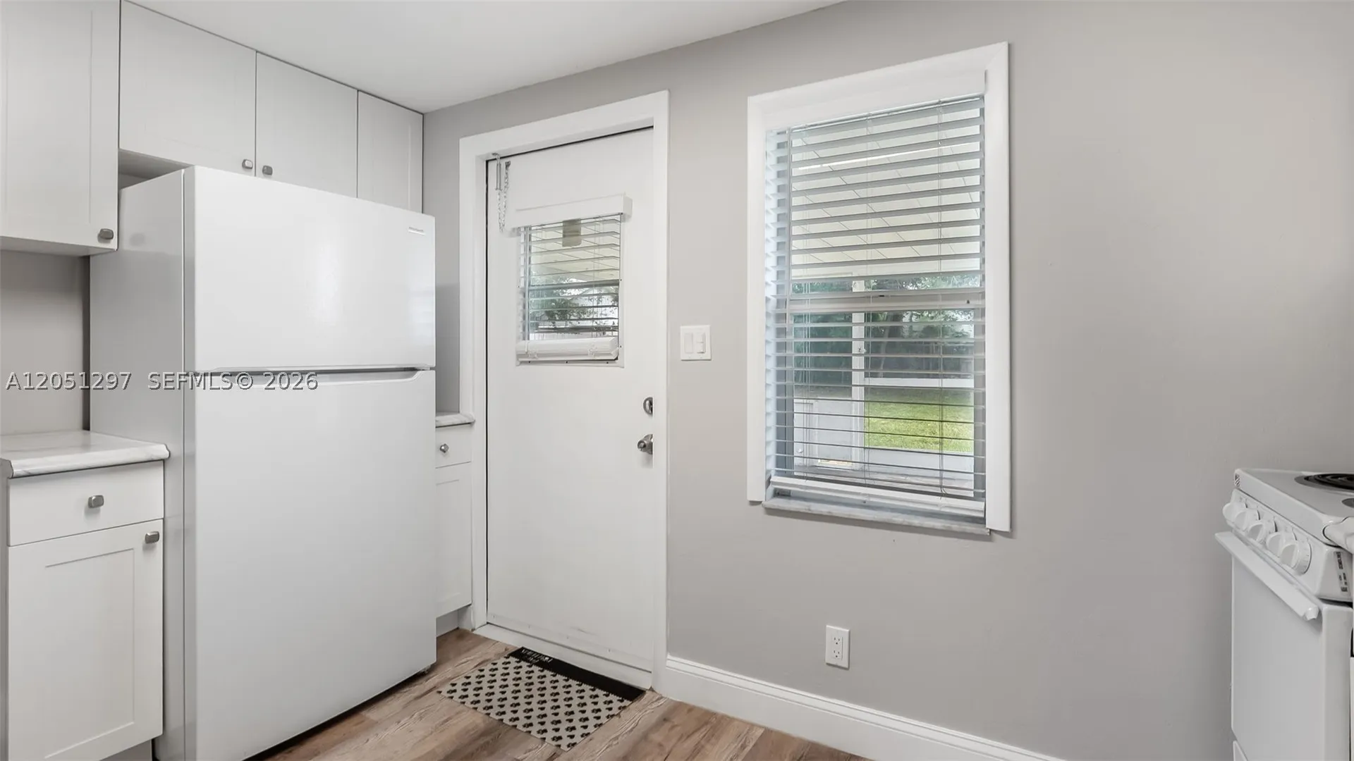 523 N 60th Way Hollywood FL 33024
