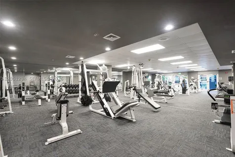 185 SE 14th Terrace Miami FL 33131