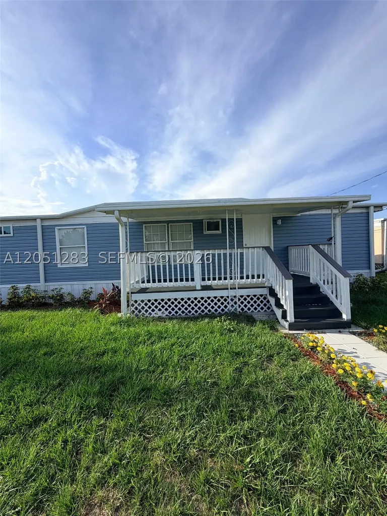 3707 SE 27th Street Okeechobee FL 34974