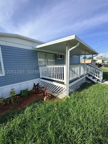 3707 SE 27th Street Okeechobee FL 34974