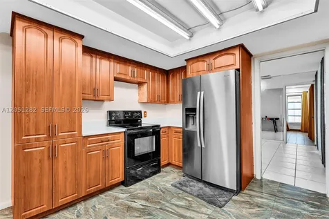 411 Wilma Circle Riviera Beach FL 33404