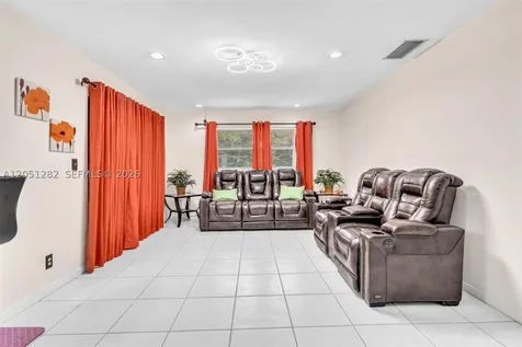 411 Wilma Circle Riviera Beach FL 33404