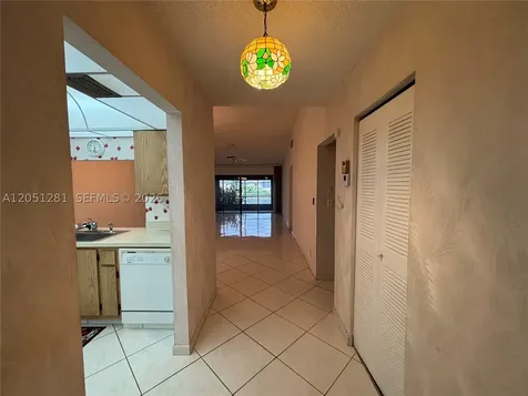 6453 W Pinehurst Circle W Tamarac FL 33321