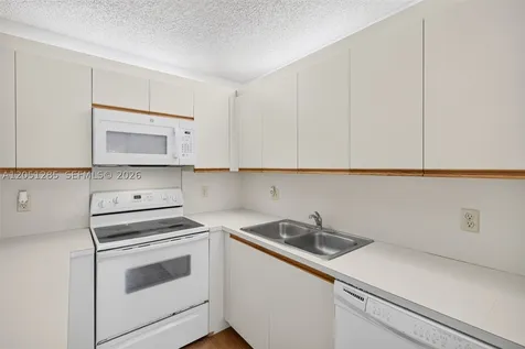 719 NW 98th Circle Plantation FL 33324