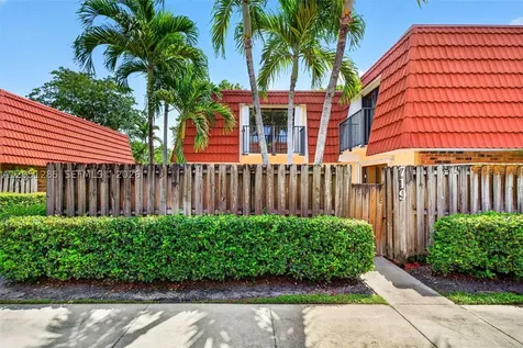 719 NW 98th Circle Plantation FL 33324