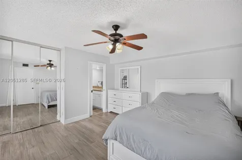 719 NW 98th Circle Plantation FL 33324