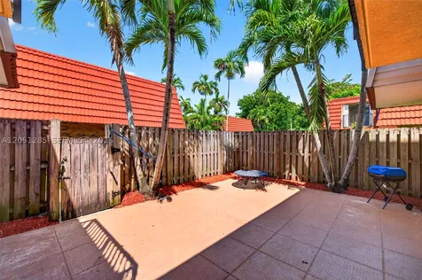 719 NW 98th Circle Plantation FL 33324