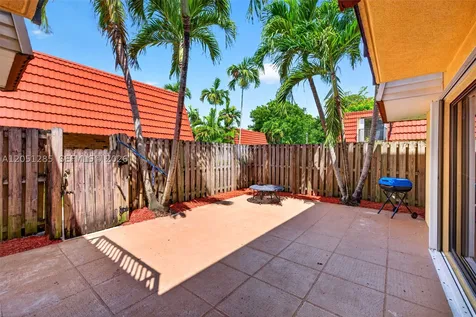 719 NW 98th Circle Plantation FL 33324