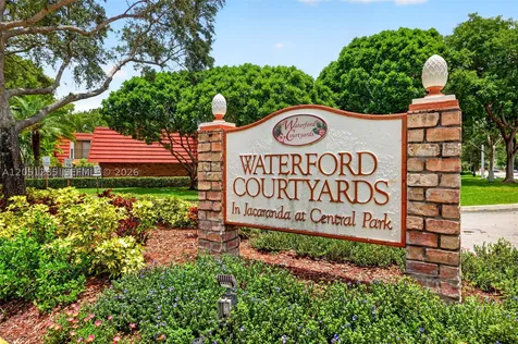 719 NW 98th Circle Plantation FL 33324
