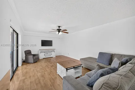 719 NW 98th Circle Plantation FL 33324