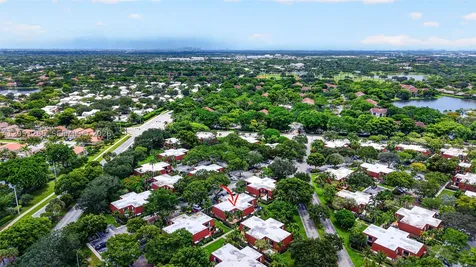 719 NW 98th Circle Plantation FL 33324