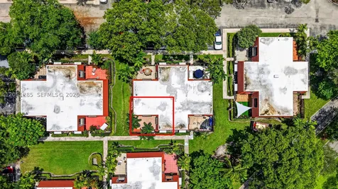 719 NW 98th Circle Plantation FL 33324
