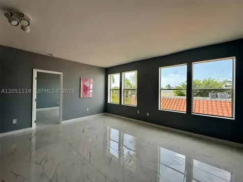 1027 Pennsylvania Avenue Miami Beach FL 33139