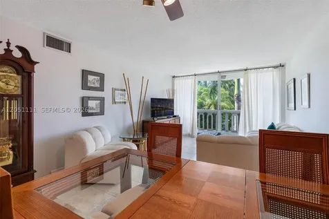 3199 S Ocean Drive Hallandale Beach FL 33009