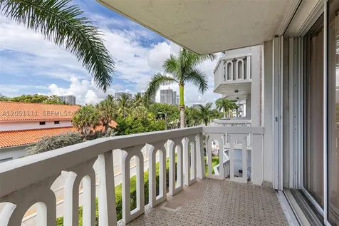 3199 S Ocean Drive Hallandale Beach FL 33009