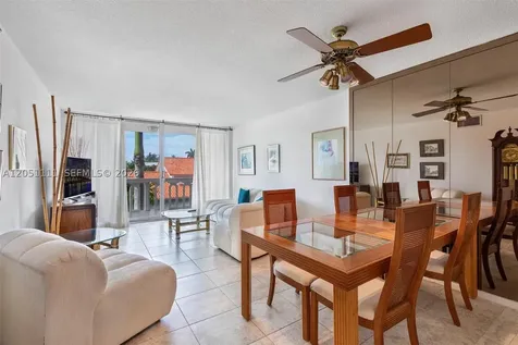 3199 S Ocean Drive Hallandale Beach FL 33009
