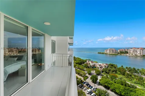 400 S Pointe Drive Miami Beach FL 33139