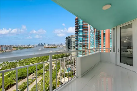 400 S Pointe Drive Miami Beach FL 33139