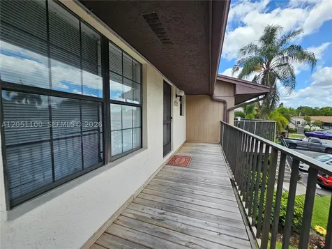 5361 Treetops Drive Naples FL 34113