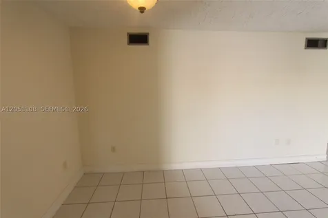 1655 W 44th Place Hialeah FL 33012