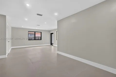 2216 SW 62nd Avenue Miami FL 33155