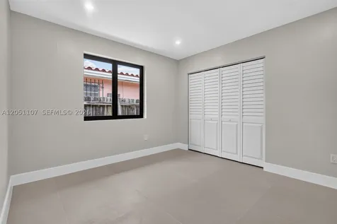 2216 SW 62nd Avenue Miami FL 33155
