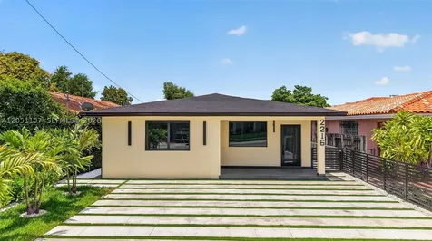 2216 SW 62nd Avenue Miami FL 33155