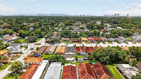 2216 SW 62nd Avenue Miami FL 33155