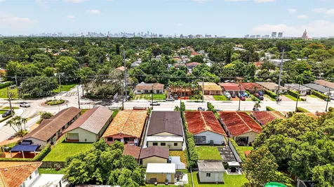 2216 SW 62nd Avenue Miami FL 33155