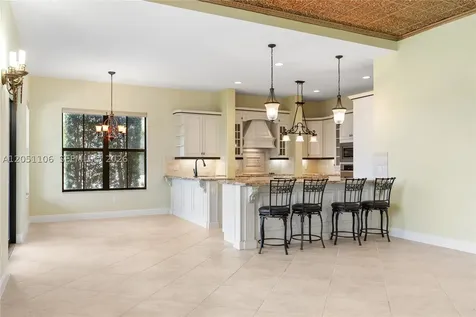 8420 NW 33rd Street Cooper City FL 33024