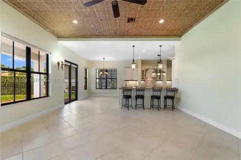 8420 NW 33rd Street Cooper City FL 33024