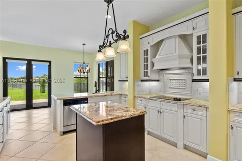 8420 NW 33rd Street Cooper City FL 33024