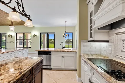 8420 NW 33rd Street Cooper City FL 33024