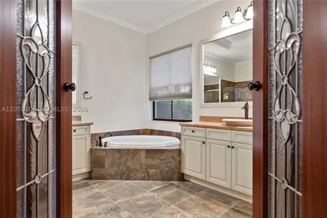 8420 NW 33rd Street Cooper City FL 33024
