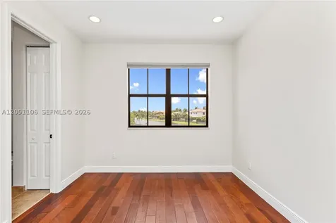8420 NW 33rd Street Cooper City FL 33024