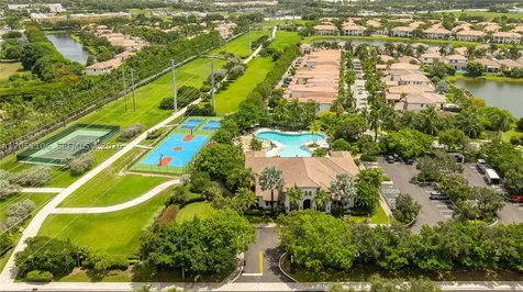 8420 NW 33rd Street Cooper City FL 33024