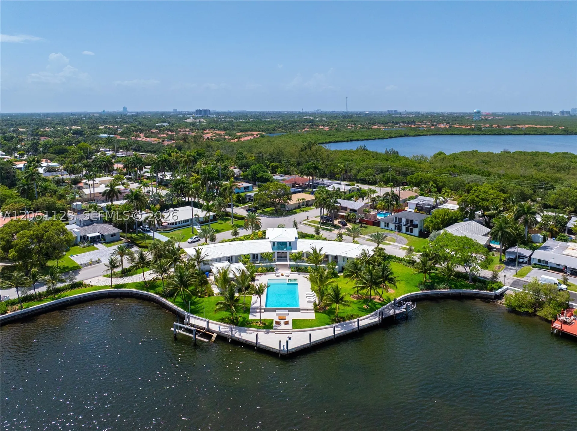 900 N Northlake Drive Hollywood FL 33019
