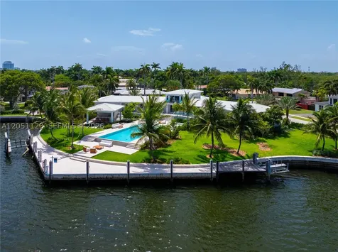900 N Northlake Drive Hollywood FL 33019