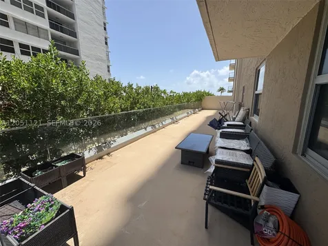 1912 S Ocean Drive Hallandale Beach FL 33009