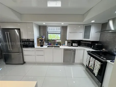 1912 S Ocean Drive Hallandale Beach FL 33009