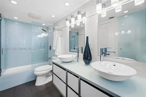 9 Island Avenue Miami Beach FL 33139