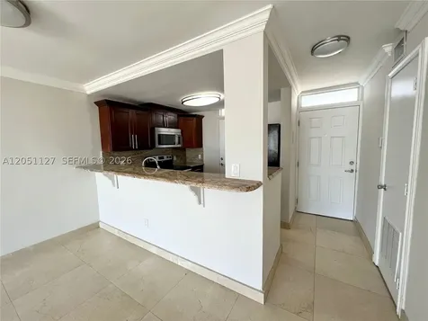 1045 10th Street Miami Beach FL 33139