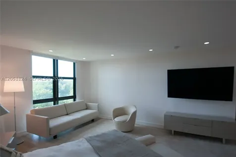 1121 Crandon Boulevard Key Biscayne FL 33149