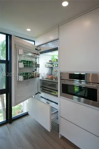 1121 Crandon Boulevard Key Biscayne FL 33149