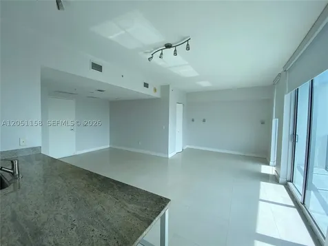 185 SW 7th Street Miami FL 33130