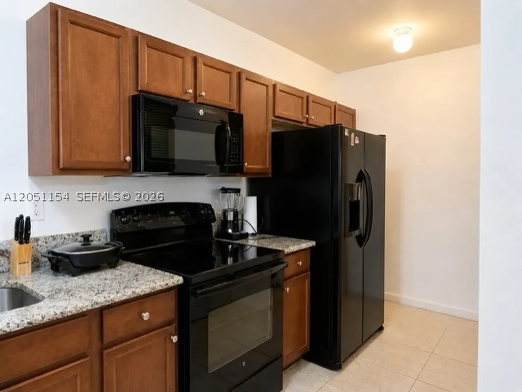 17097 SW 93rd Street Miami FL 33196