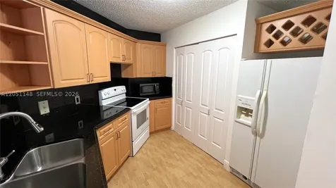 6272 NW 186th Street Hialeah FL 33015