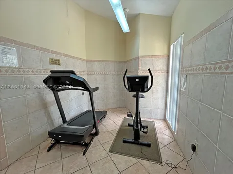 1400 Saint Charles Place Pembroke Pines FL 33026