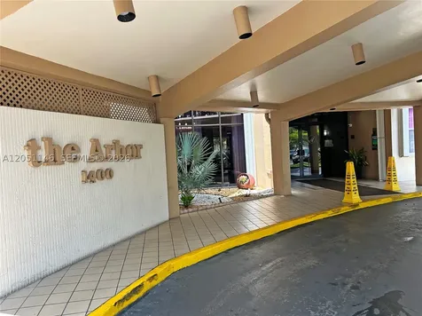 1400 Saint Charles Place Pembroke Pines FL 33026