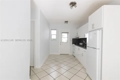 2825 SW 3rd Avenue Miami FL 33129